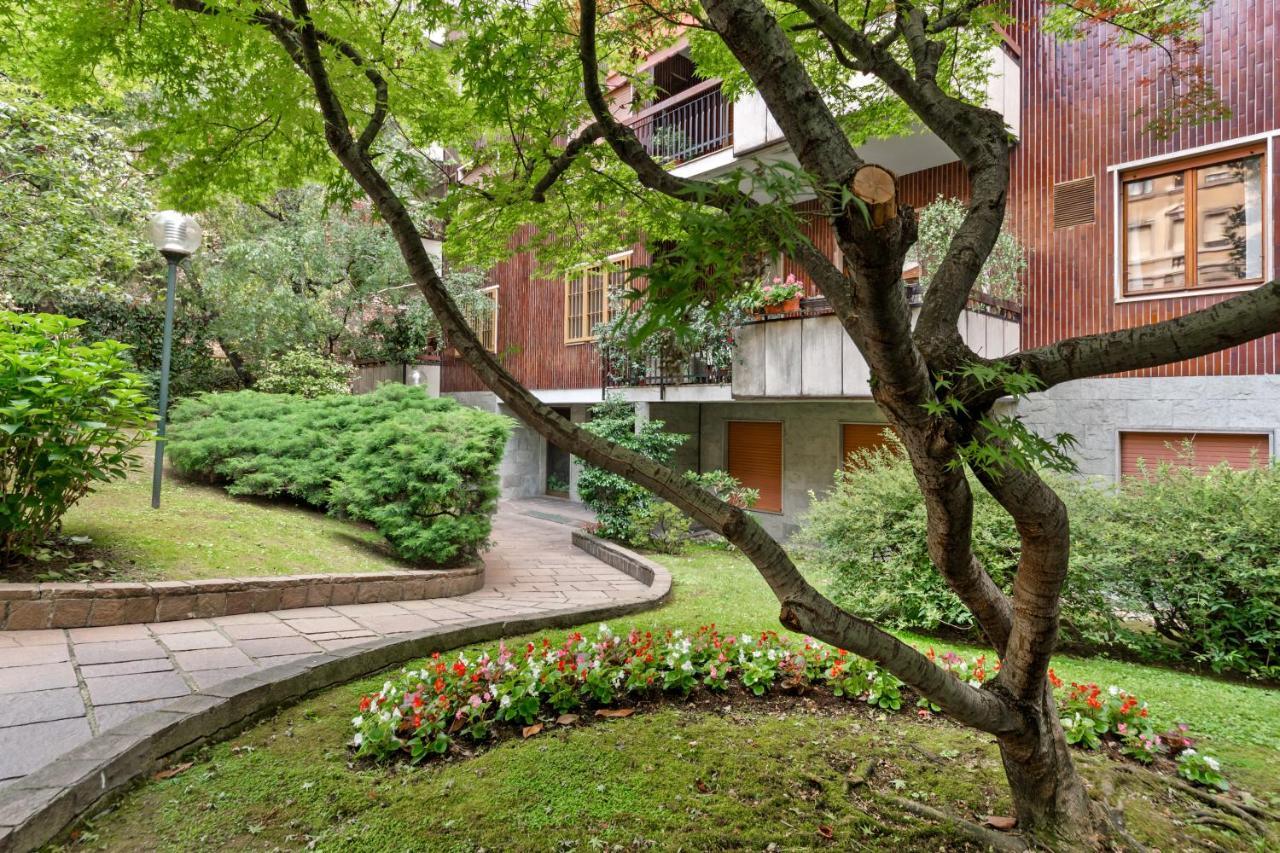 Best Way Rent - Apartments Near Tre Torri District ミラノ エクステリア 写真